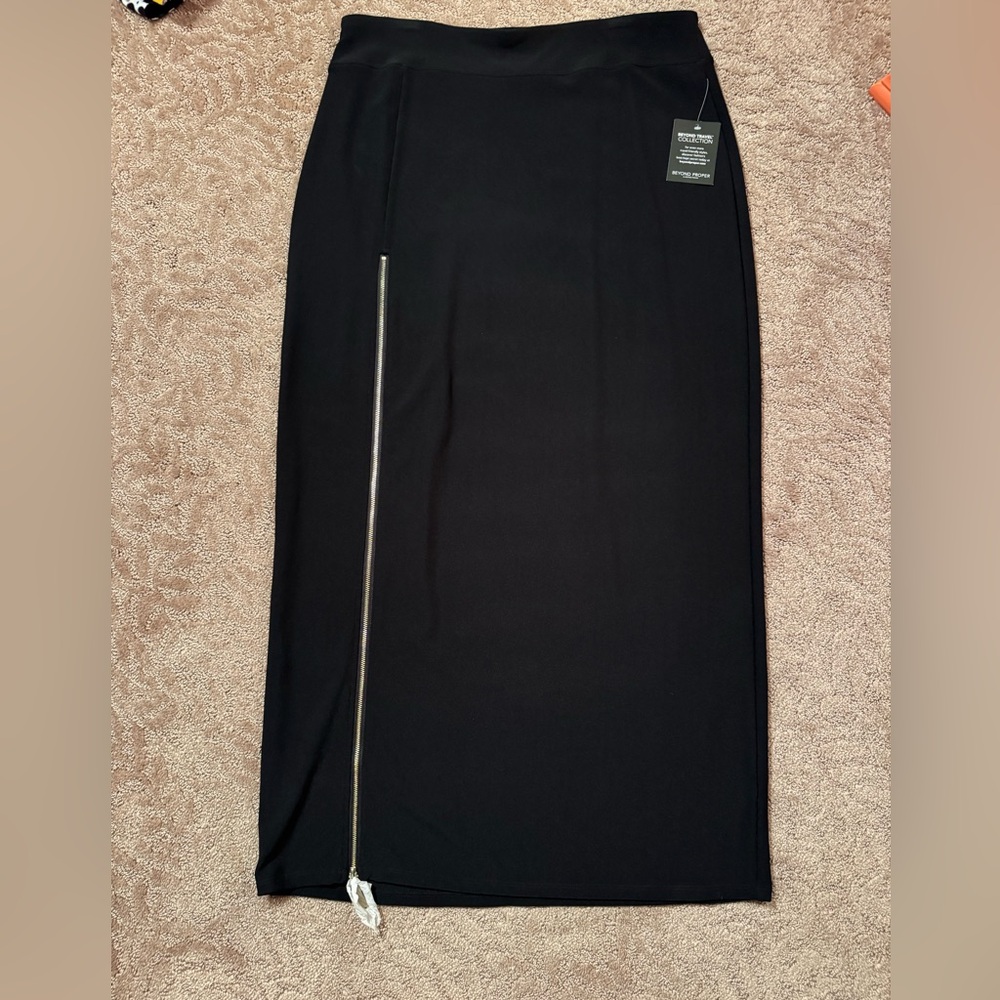 Boston Proper Elegant Black Skirt with Gold Accent
